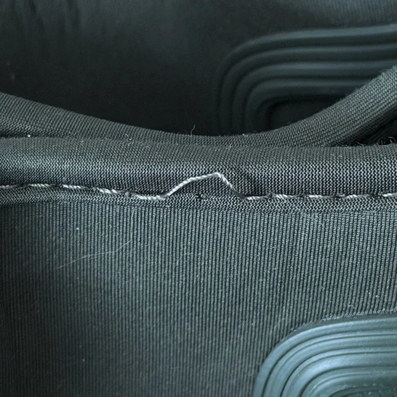 Tretorn Olive Waterproof Boots. READ - Picture 4 of 6